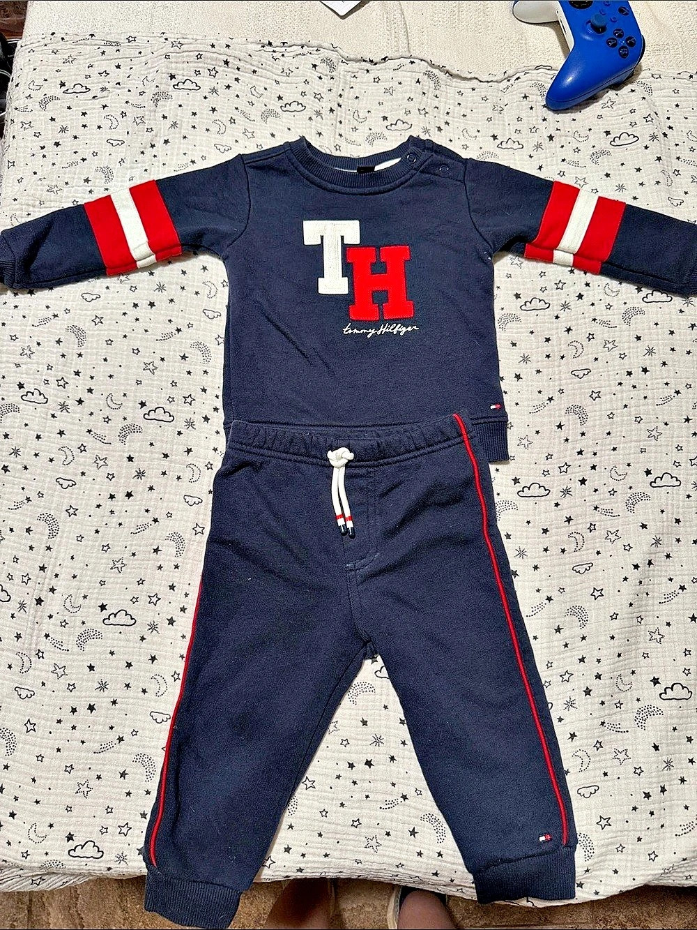 Tommy Hilfiger Baby 12M Matching Set Like New